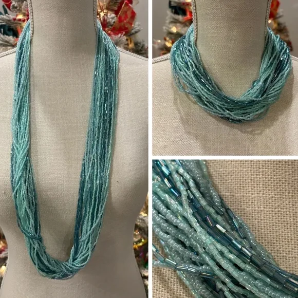 Vintage multi strand glass bead necklace in a soft aqua turquoise tone layers - Picture 3 of 4